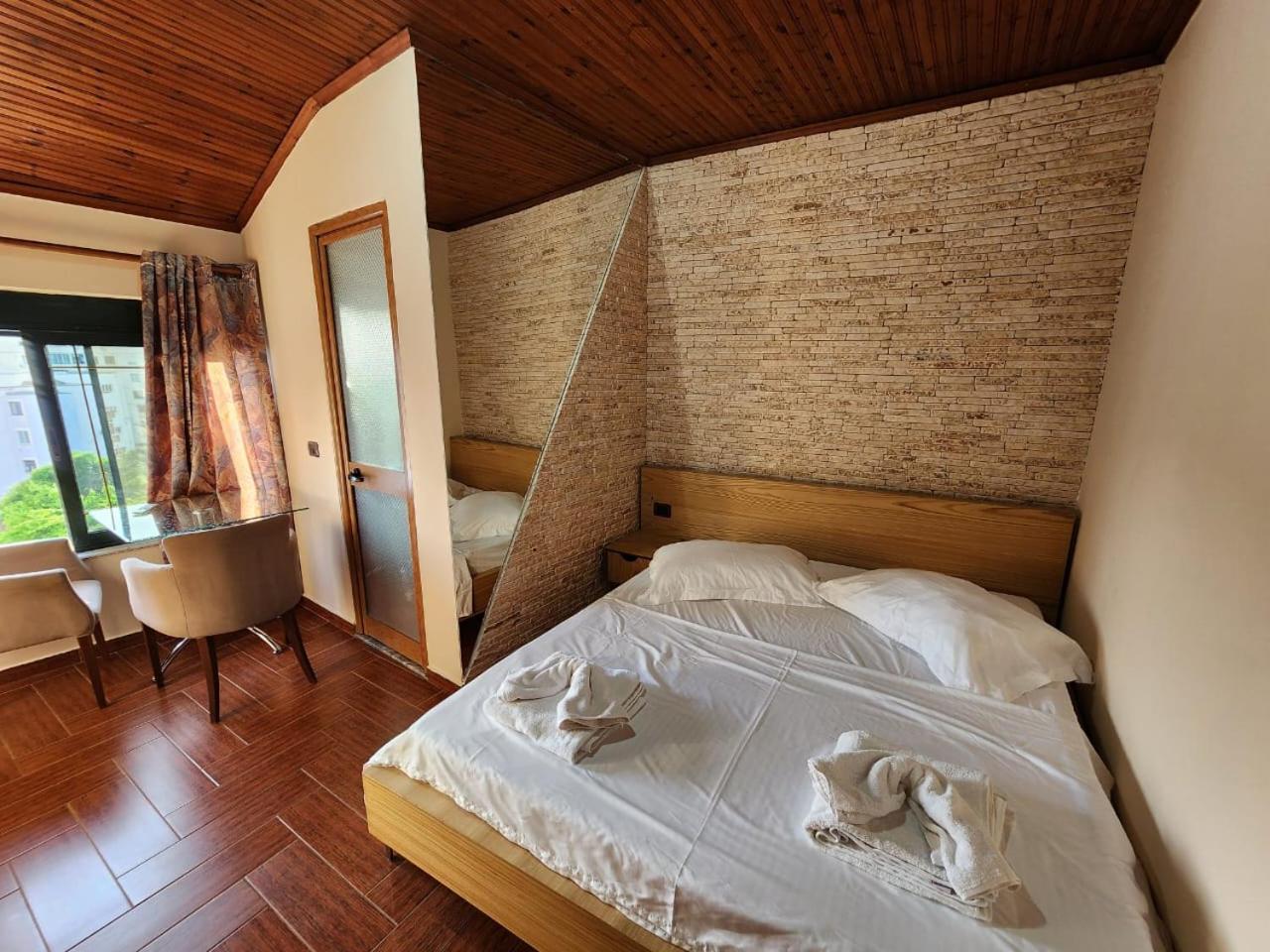 Hotel La Villa Τίρανα Εξωτερικό φωτογραφία