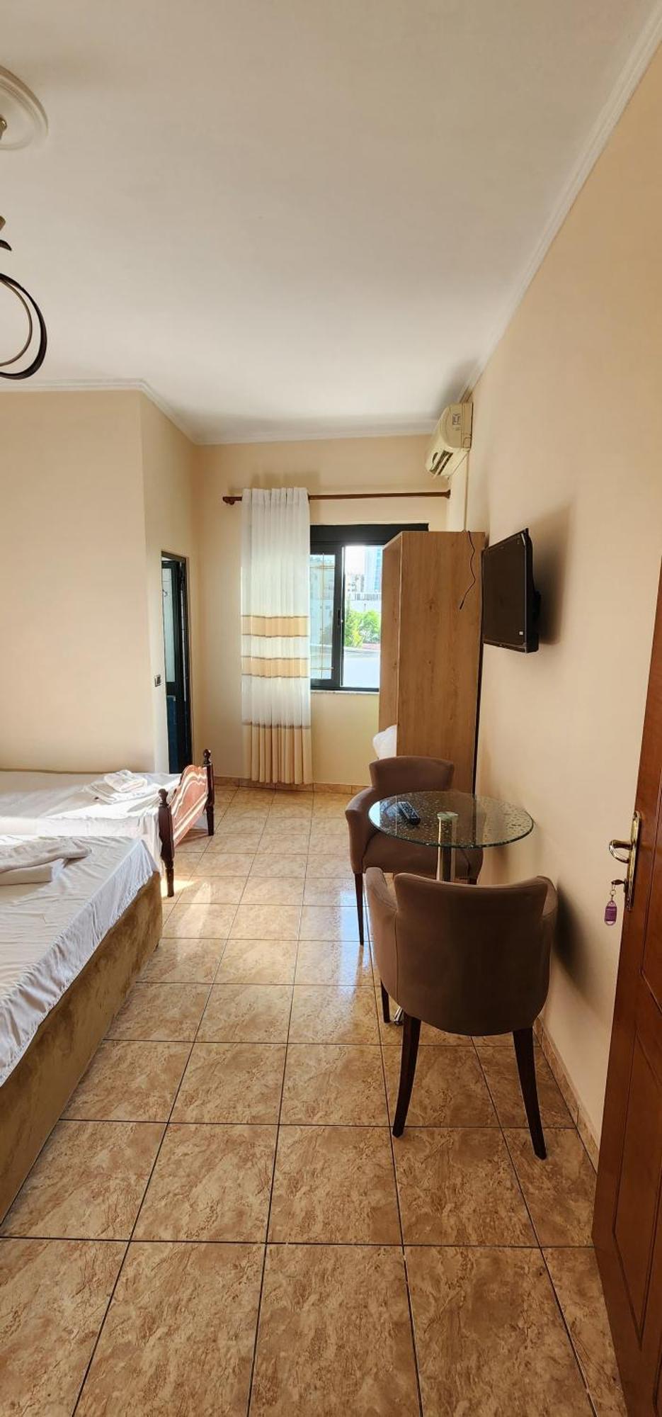Hotel La Villa Τίρανα Εξωτερικό φωτογραφία