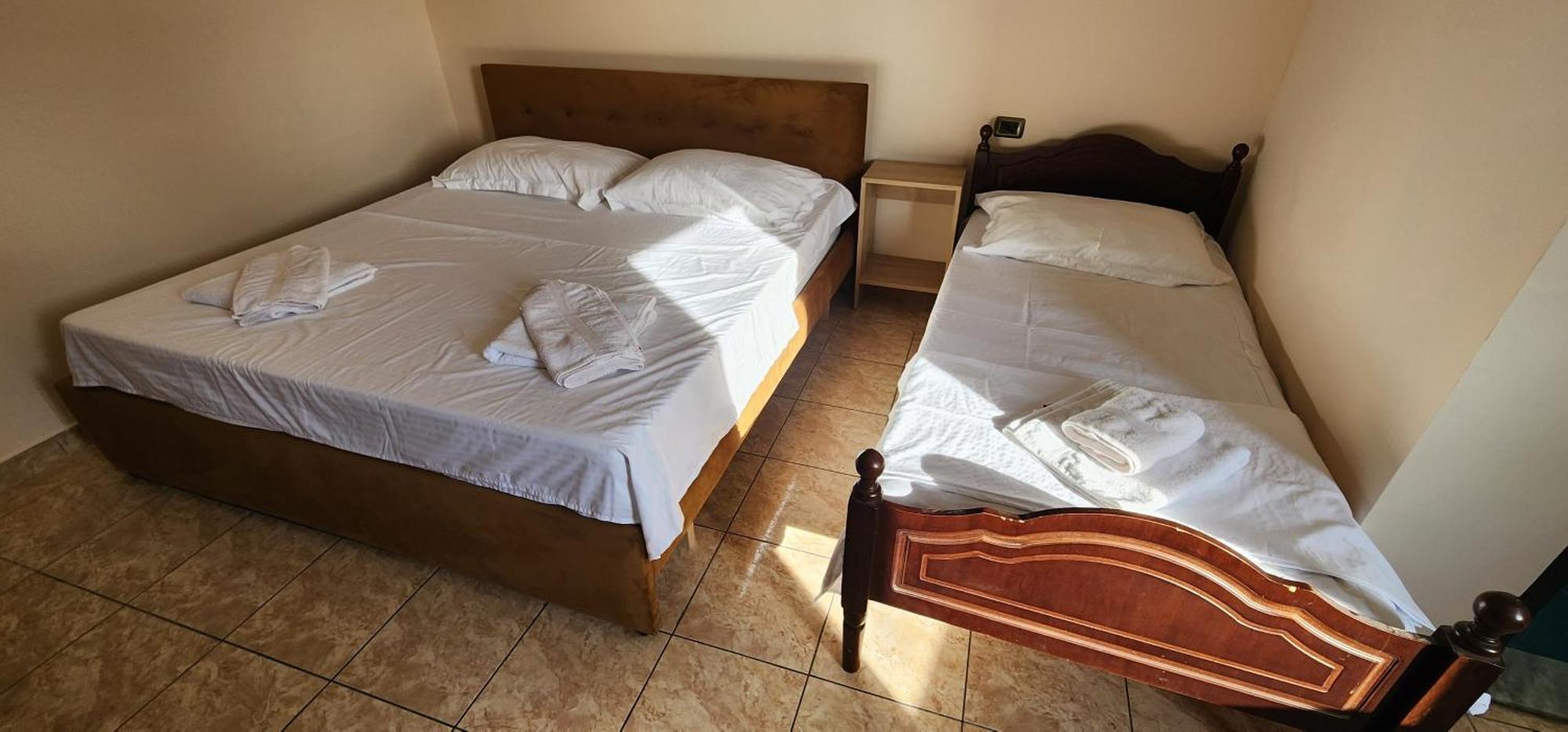 Hotel La Villa Τίρανα Εξωτερικό φωτογραφία