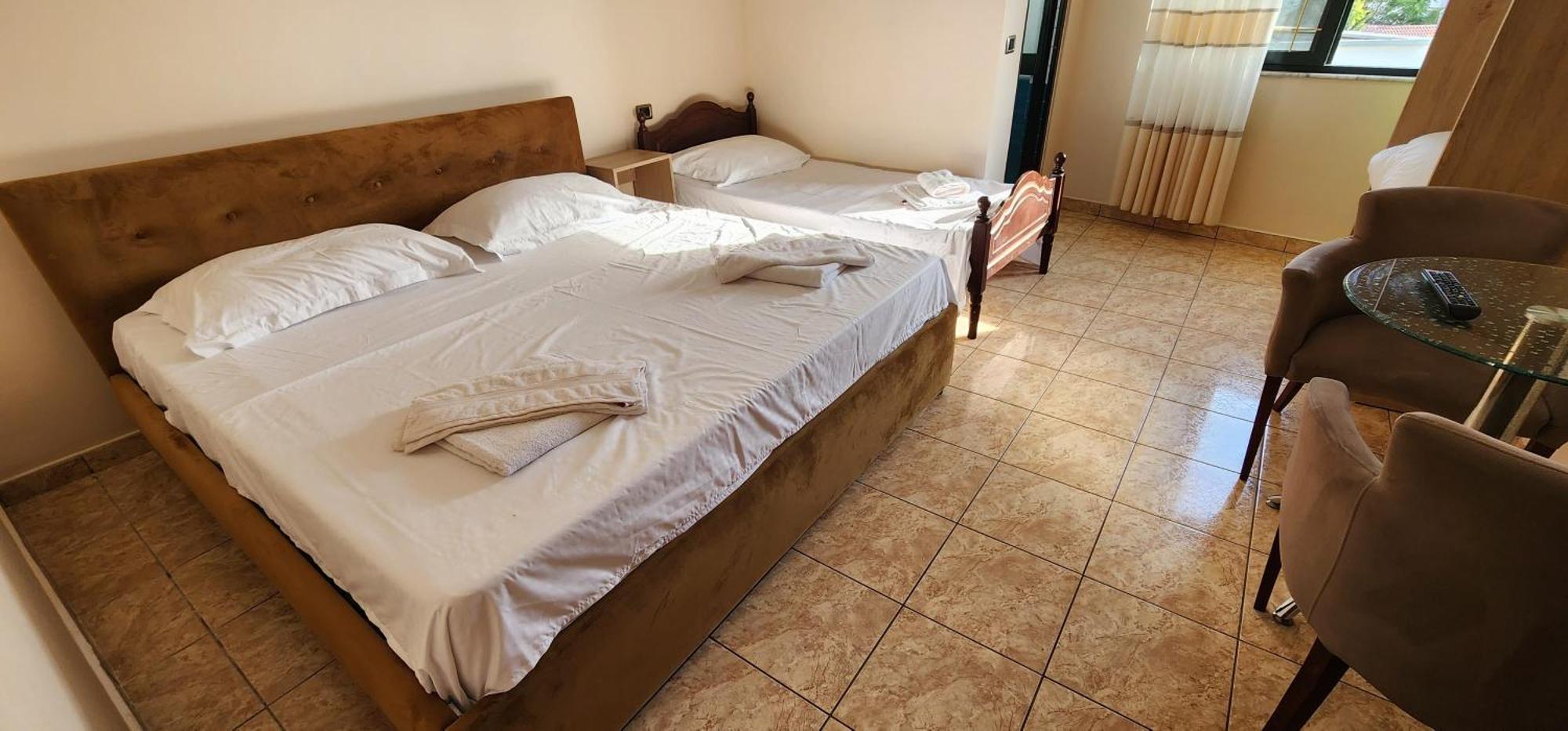 Hotel La Villa Τίρανα Εξωτερικό φωτογραφία