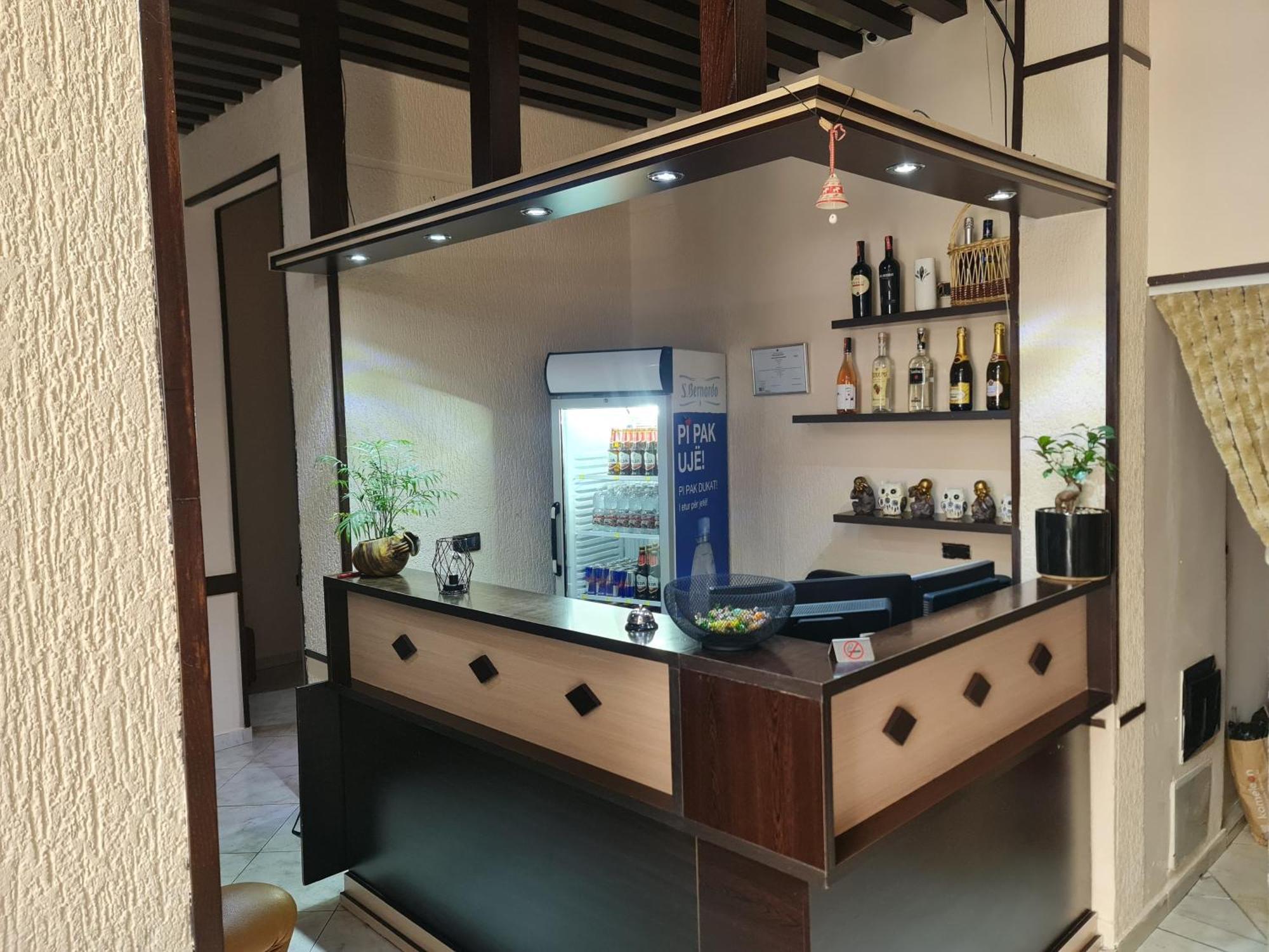 Hotel La Villa Τίρανα Εξωτερικό φωτογραφία