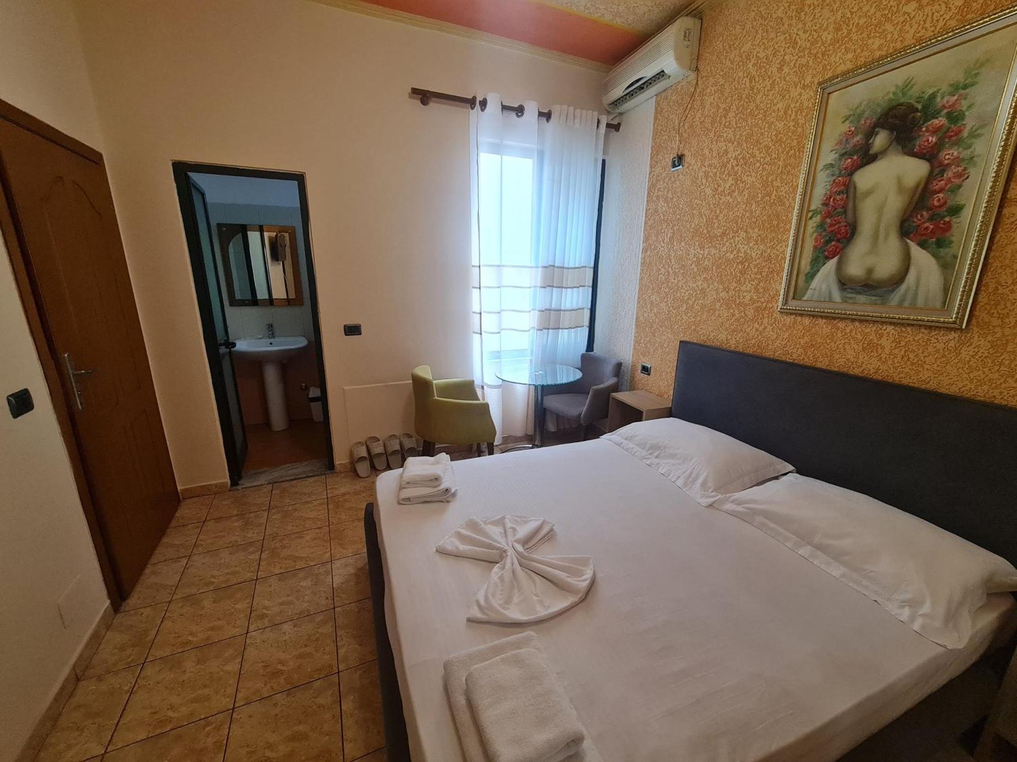 Hotel La Villa Τίρανα Εξωτερικό φωτογραφία