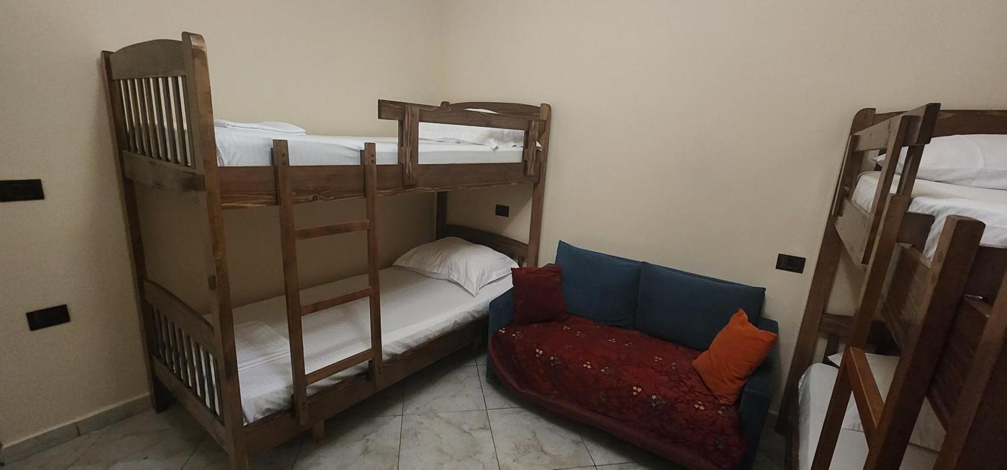 Hotel La Villa Τίρανα Εξωτερικό φωτογραφία